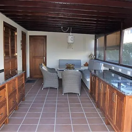 Playa Blanca Sleeps 4 With Pool Villa